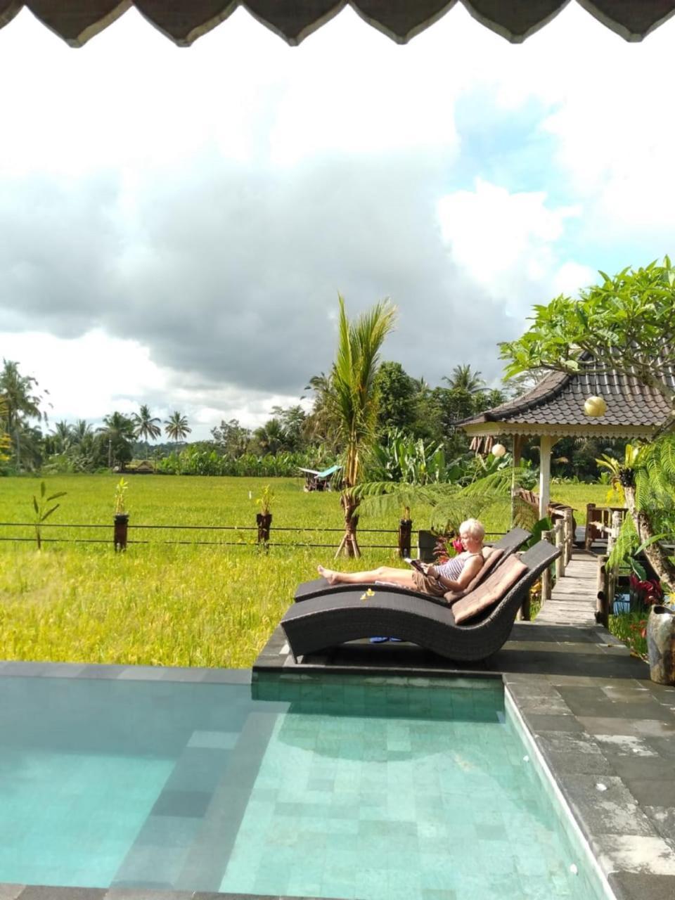Uma Caming Villas&Gym Tegallalang  Esterno foto