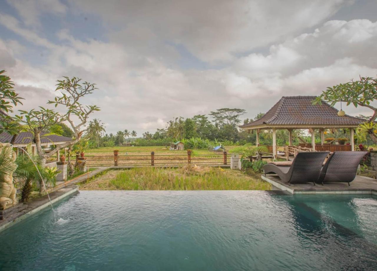 Uma Caming Villas&Gym Tegallalang  Esterno foto